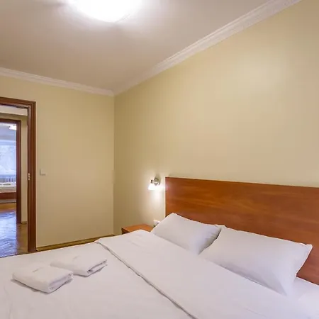 Apartment Cheap